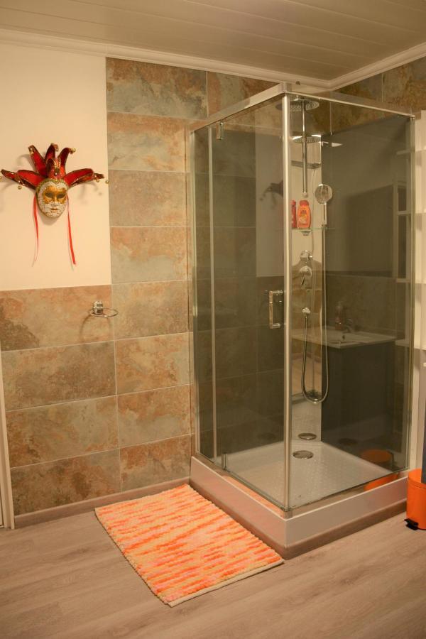 Bed and Breakfast Les Noyers Aulnay Aulnay  Exterior foto